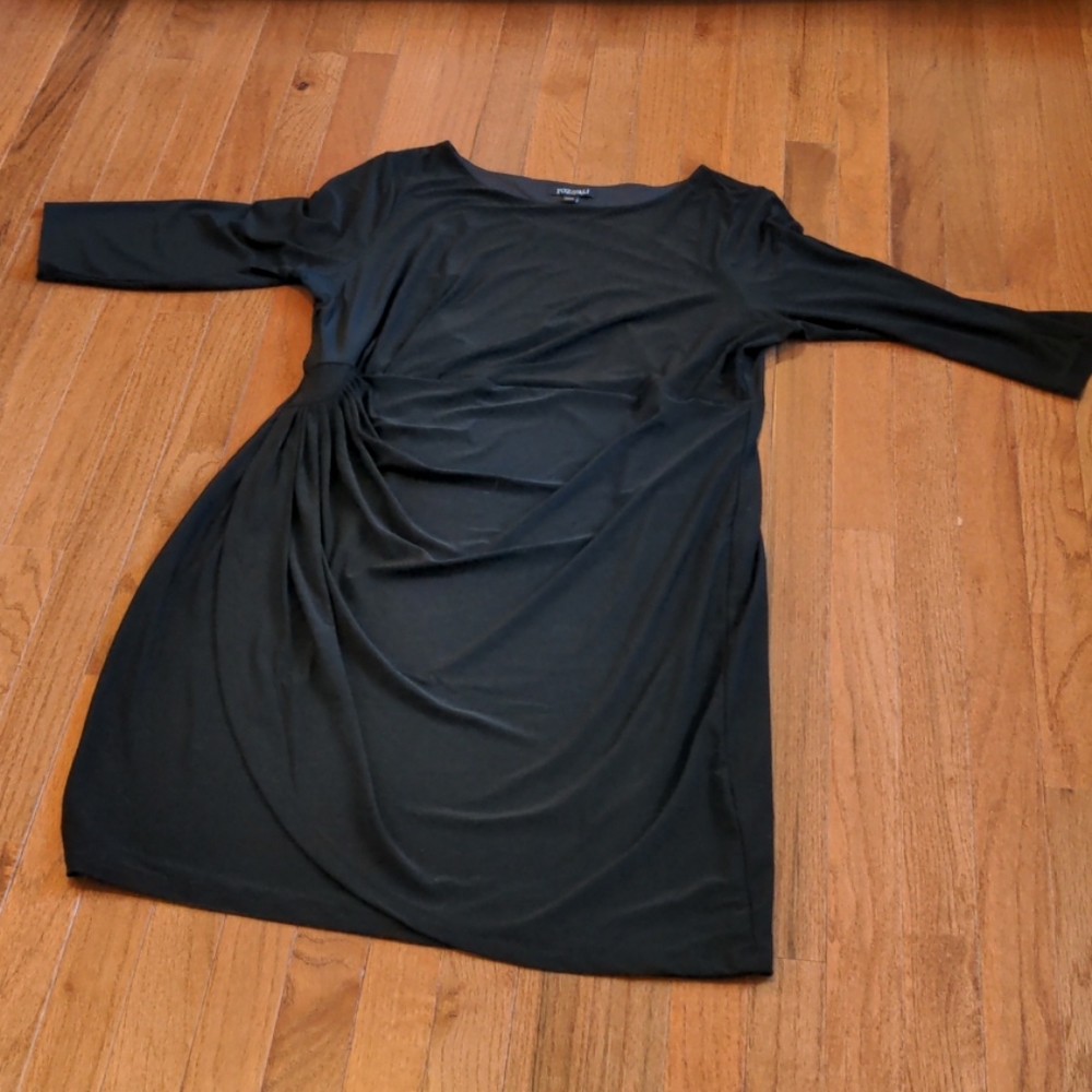 Black cocktail dress size 1X Roz and Ali